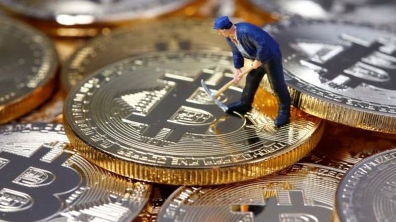 比特币挖矿遭遇强监管 华强北老板流泪清仓大甩卖