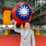 見證首艘國造潛艦「海鯤號」下水 何志偉:為台灣和平注入破浪前行的力量