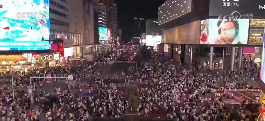 从“打卡流量”到“消费留量”：新场景新体验激活消费新潜力